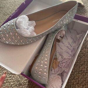 Elegant Silver Rhinestone Flats